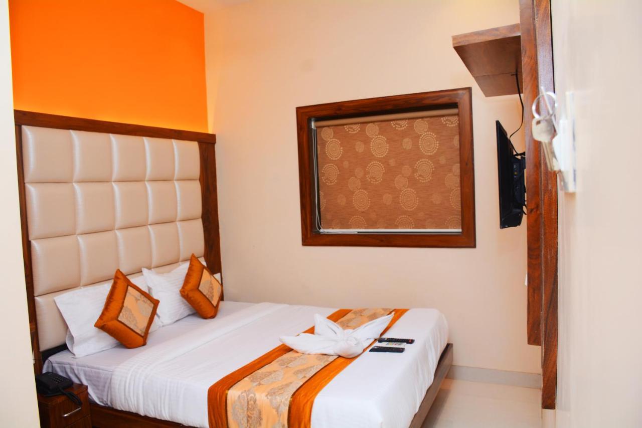 Hotel Nest N Rest - Bombay Exterior foto